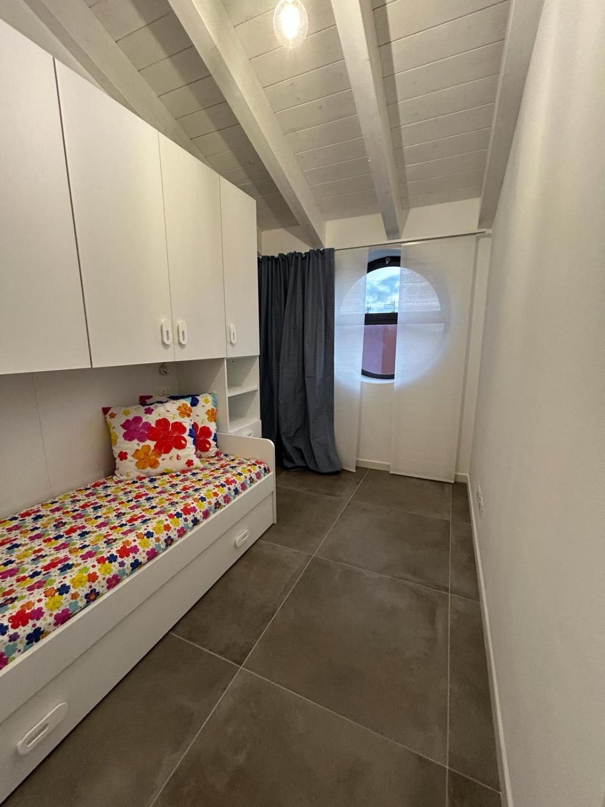 Family House Leilighet Porto Torres Eksteriør bilde
